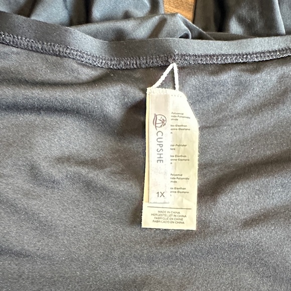 Cupshe Black One Piece Halter Tie Neck Slimming Padded Full Coverage Swimsuit 1X - Picture 11 of 13